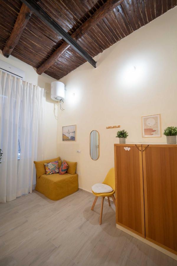 Cosmea By Dimorra Lejlighed Napoli Eksteriør billede